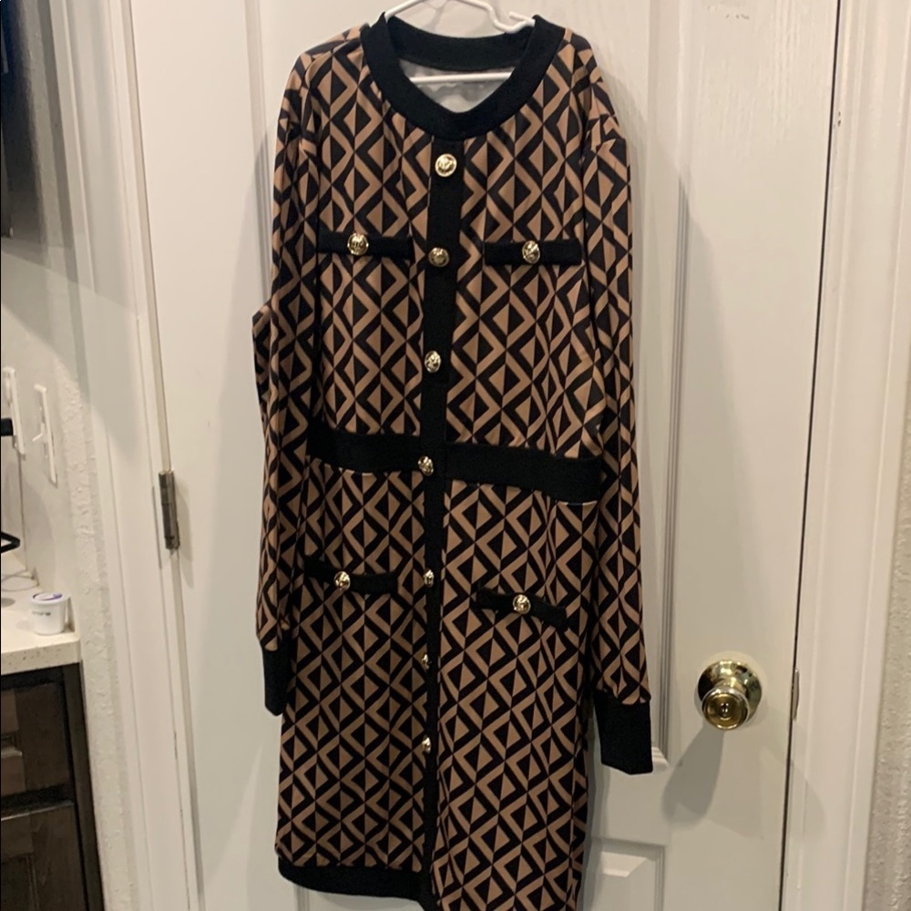 Geometric Patterned Black and Tan Dress